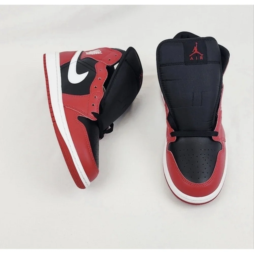 Nike Air Jordan 1 Mid Black Gym Red White GS Youth Size 5.5Y Basketball Shoes